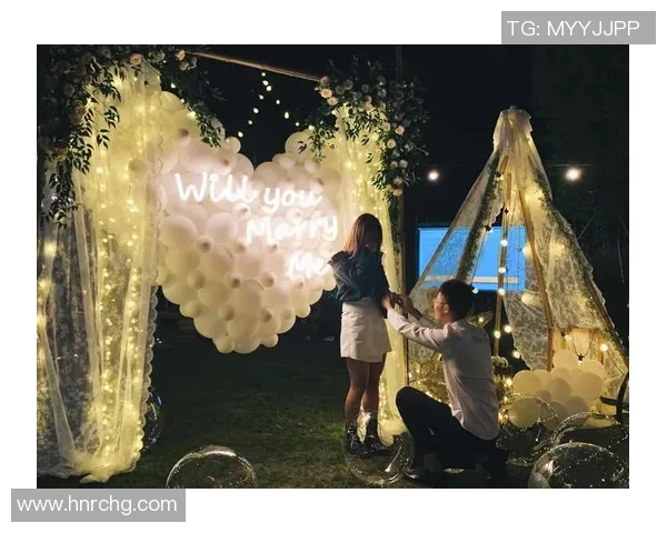 韩国足球明星在浪漫场合被求婚感动落泪引发粉丝热议 韩国足球明星在浪漫场合被求婚感动落泪引发粉丝热议