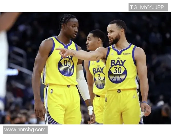 2021年NBA勇士与爵士精彩对决回顾及赛季分析 2021年NBA勇士与爵士精彩对决回顾及赛季分析